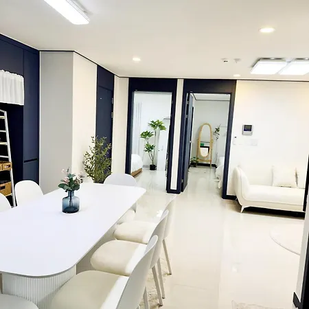 Sky House, Seoul Apartment Exterior photo